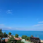 превъзходен къщата на мечтите-златни пясъци на първа линия Apartament